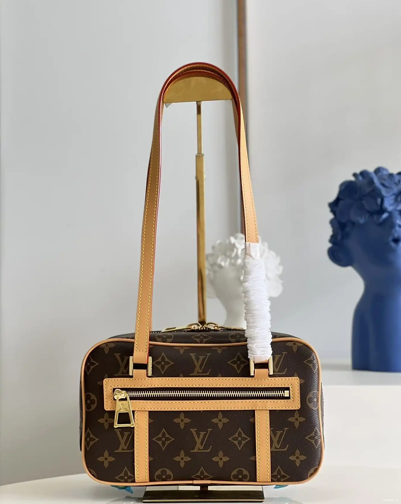 First bag ru LOUIS CITE VUITTON 0617